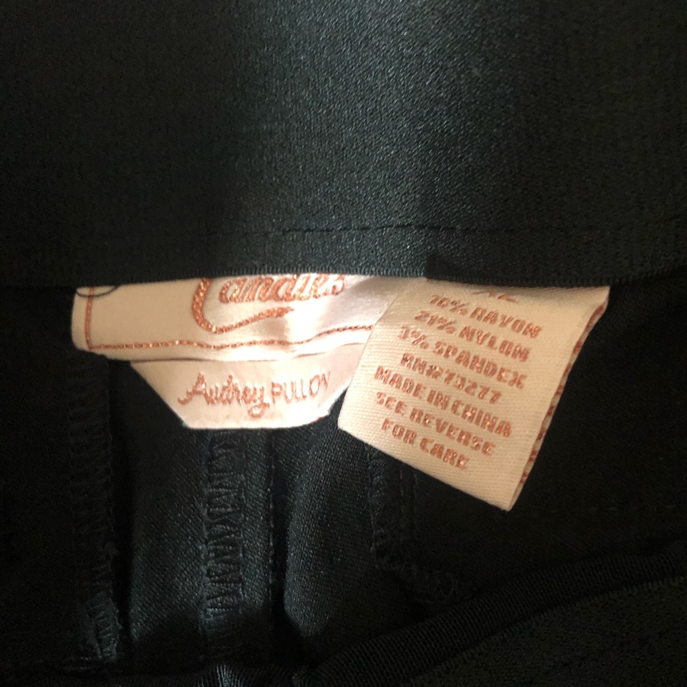 Women’s back slats/dress pants